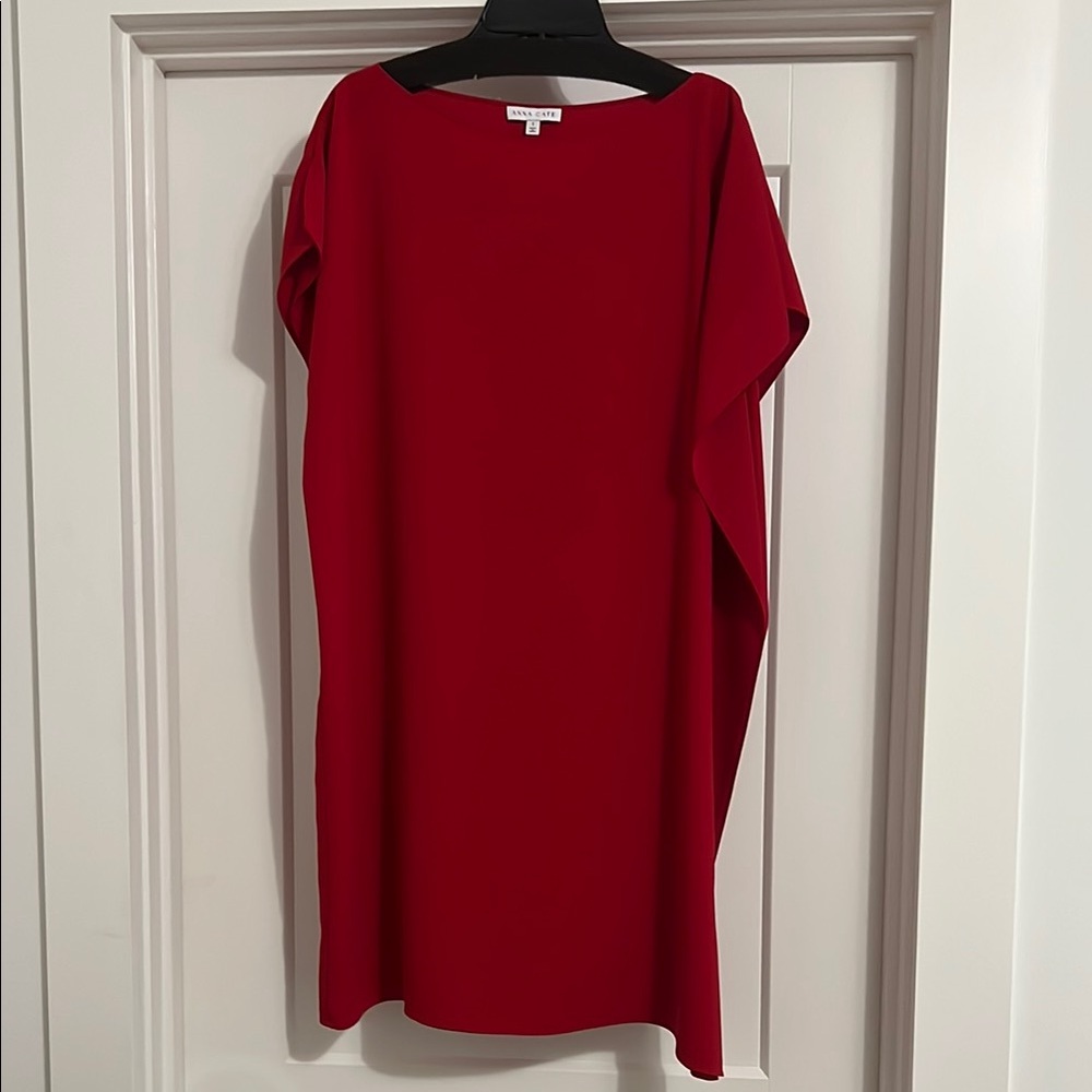 Anna Cate red bateau neckline shift dress size small super flattering like new!